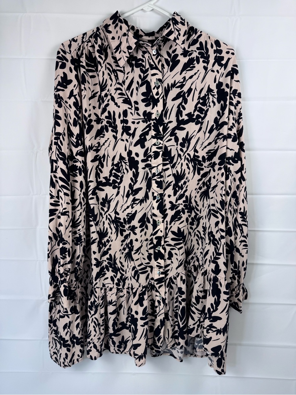 H&M Large Cream Black Floral Button Front Long Sleeve Midi Dress